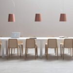 mobilier-haut-de-gamme-restauration-chaises-bois-naturel-Frida-Pedrali