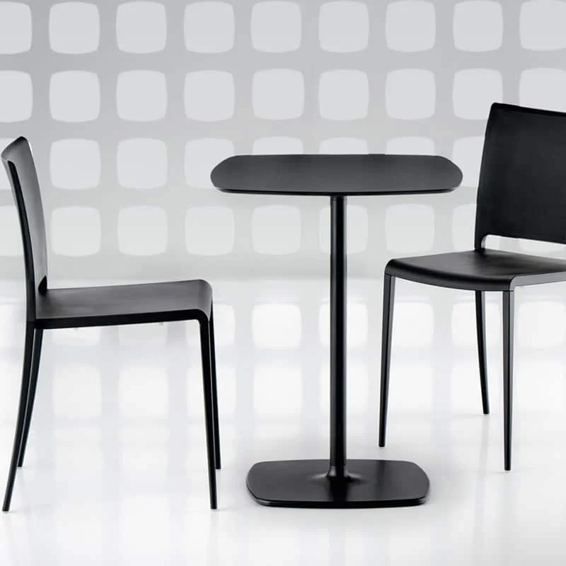 table-bar-noire-design-stylus-pedrali